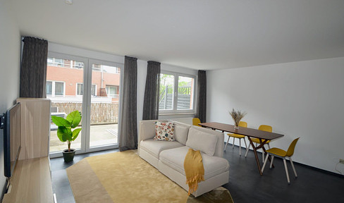 Tasteful 2-room apartment with upscale interior with balcony and fitted kitchen in Schönefeld