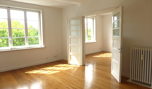 Ottensen: 4 room apartment in old building from private owner