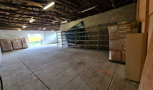 Warehouse, commercial space, storage room, garage directly at the train station - commission-free