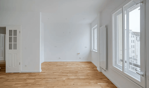 Bright 3-room apartment on Kurfürstendamm