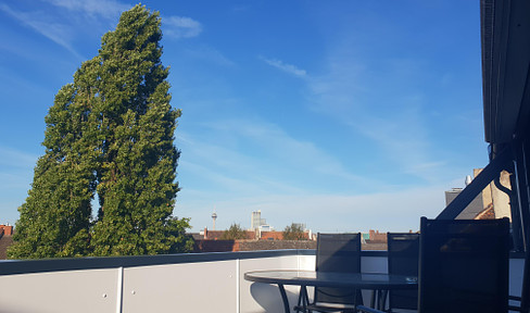 Helles Penthouse mit Südwest-Dachterrasse und ruhiger Lage – provisionsfrei+leerstehend