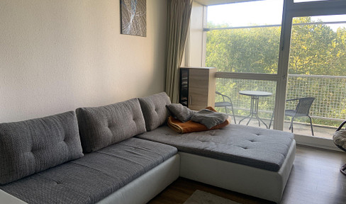 Attractive 1-room apartment with balcony and EBK in Berlin-Mitte directly at Tiergarten