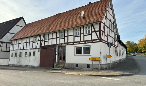 Resthof mit Potenzial      Wohnhaus mit Scheune renovierungsbedürftig