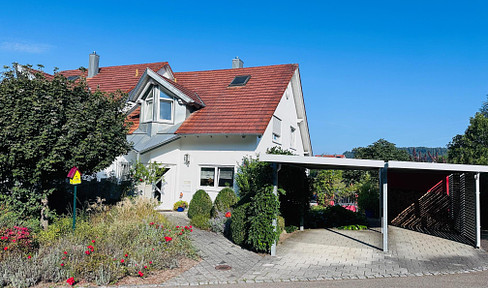 Free of commission - Beautiful and exceptional semi-detached house in Michelfeld