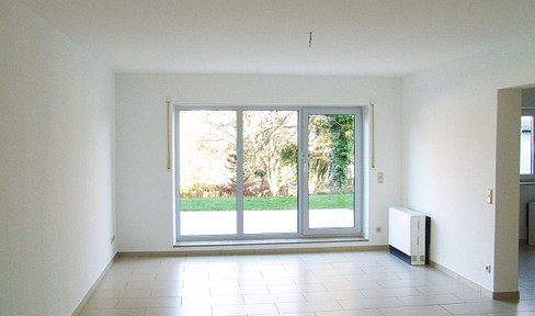 Großzügige 2-Raum-Wohnung mit Terrasse