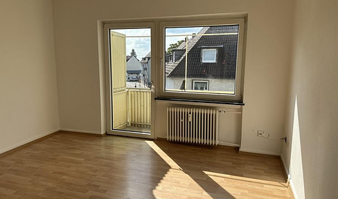 Ideal apartment for students, well-kept 1-room apartment with balcony in Darmstadt-Mitte