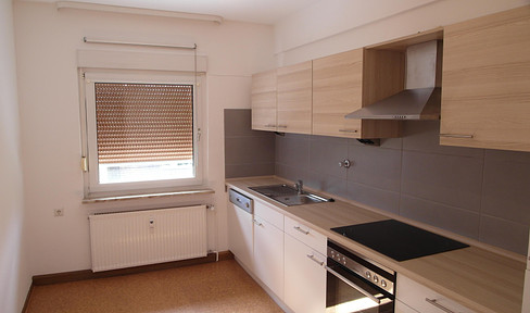 Bochum Weitmar Natorpstr, ready-to-move-in apartment, modern fitted kitchen