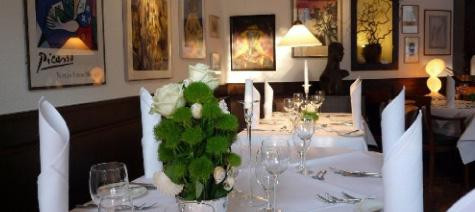 Traditional gourmet restaurant in a top location - established for almost 50 years