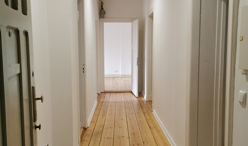 First occupancy after renovation | Bright 4-room apartment | Old building with stripped floorboards