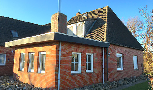 Property near St. Peter Ording with private access to the North Sea