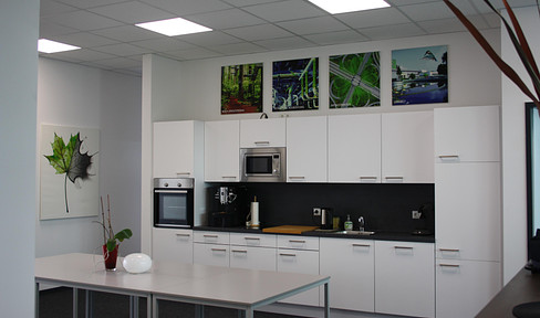 Modern office space in the Unterschleißheim business campus for subletting