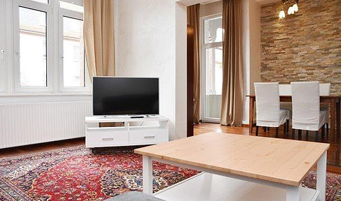 Stylish renovated old apartment in Vahrenwald-List from private owner