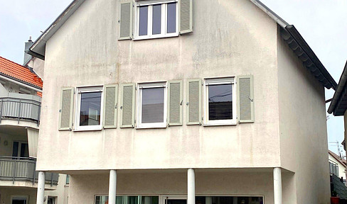 For sale: rented commercial unit in Neuhausen auf den Fildern