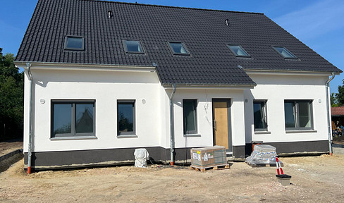 Turnkey ground floor condominium Climate-friendly new build 2025 KfW funding possible