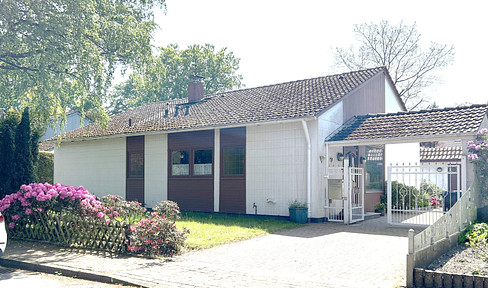 Detached house on spacious plot, prime location Pinneberg-Süd, large garage/workshop