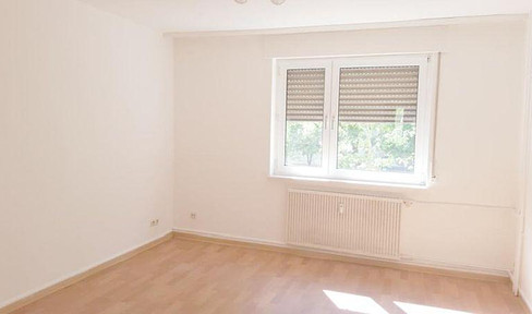 Very nice, bright 2 room apartment with fitted kitchen and parking space in Freiburg