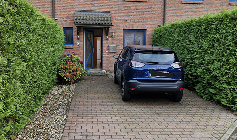 PRICE REDUCTION!!! Spacious terraced house for sale in a family-friendly cul-de-sac location