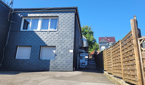 Moderne Eigentumswohnung eigener Hauseingang, mit großer Terrasse zentral in Wuppertal-Ronsdorf