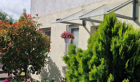 End terraced house in quiet cul-de-sac in Baden-Baden-Oos for rent.