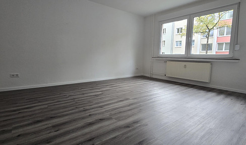 Tasteful 3.5-room raised first floor apartment