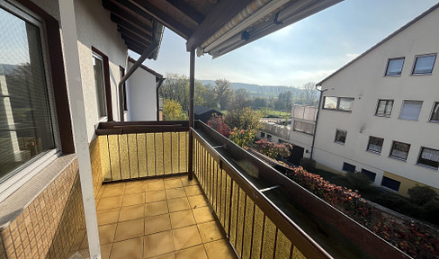 Renovated 3-room apartment in Burgfarrnbach