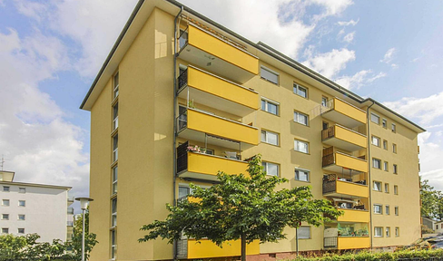 2 Zimmer Wohnung, Balkon, Keller in Rüsselsheim