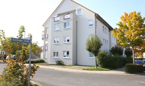 Vermietete Erdgeschosswohnung mit Terrasse und Tiefgaragenstellplatz zu verkaufen!