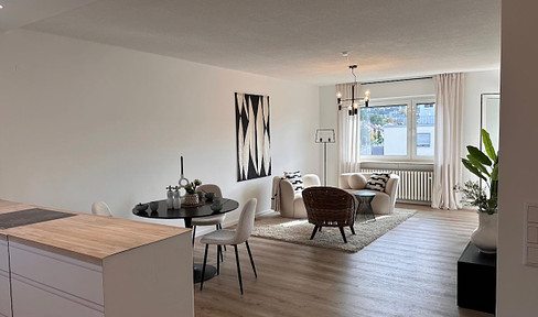 Modern & bright: Renovated 3-room apartment with balcony in Veitshöchheim-barrier-free