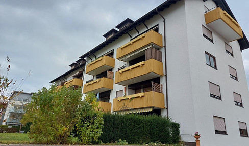 Sunny, spacious three-room apartment with southwest-facing balcony in Sinzheim near Baden-Baden