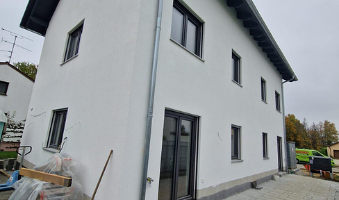 New semi-detached house in Plattling - commission-free!