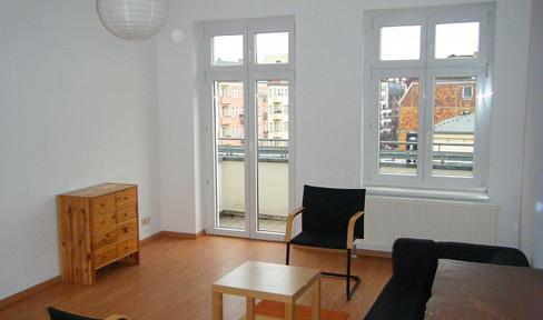 Bright 2-room apartment with balcony