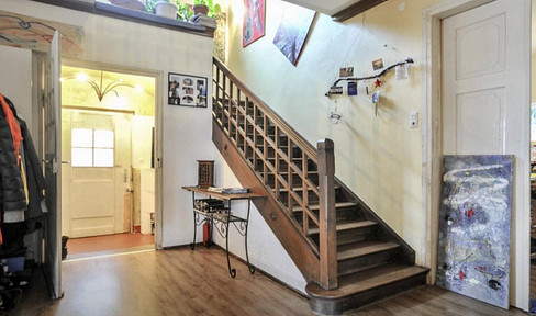 Unique Art Nouveau collector's property in a dream location