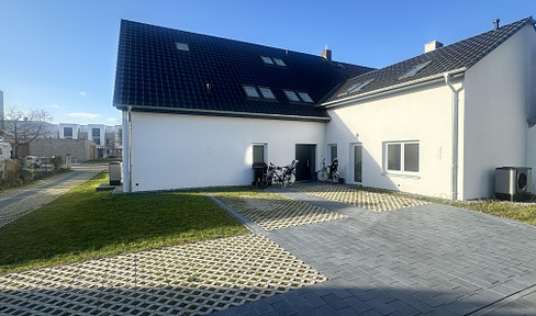 New build: Townhouse in Hanover-Bothfeld Energy efficiency A+ with 2 parking spaces