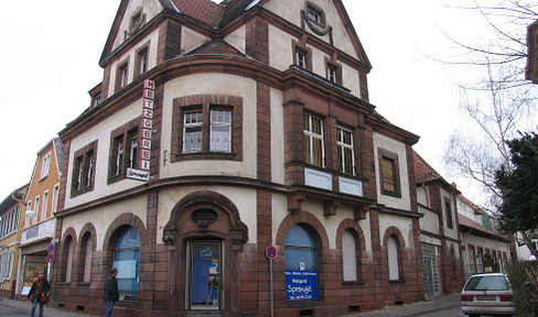 Turn-of-the-century residential and commercial building