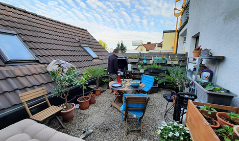 3-Zi-Whg. mit großer Dachterrasse und Küche ab 01.12.24 oder später