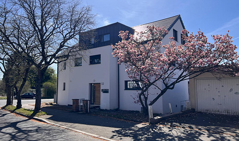Fantastic 4 MFH city villa to new-build standard in perfect location - central & quiet