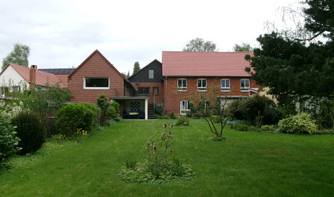 House Resthof Workshop Granny apartment