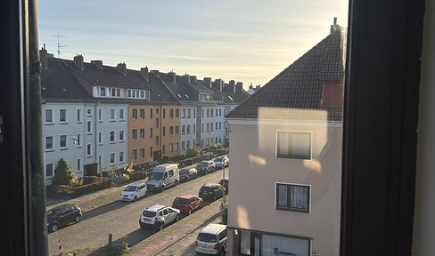 3-ZKB-Wohnung. Klassischer Altbau-Charme trifft auf perfekte Lage