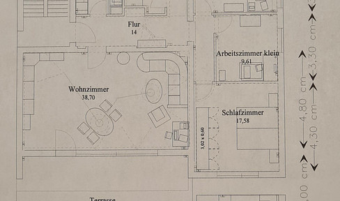 Sunny 4-room apartment 1st floor with use of garden