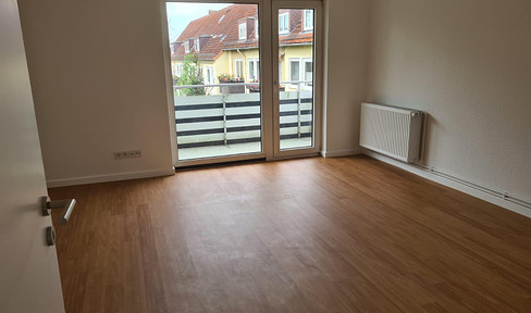 Sanierte, sehr schön gelegene 2-Zimmer Wohnung mit Balkon