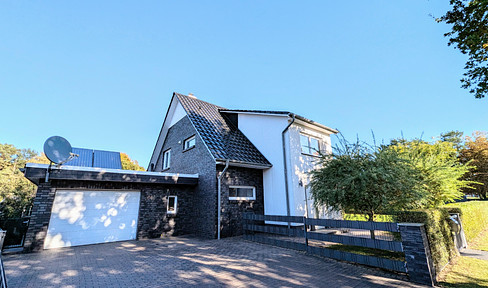 Free of commission! Modern detached house in a quiet location