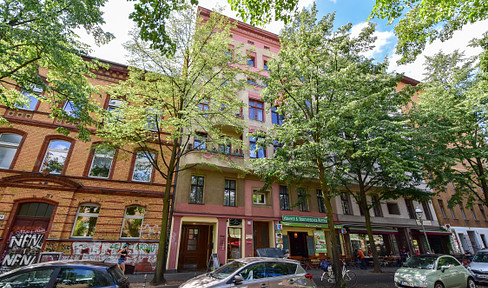 Attractive commercial unit for rent in Bergmannstraße with shop window - Kreuzberg top location!