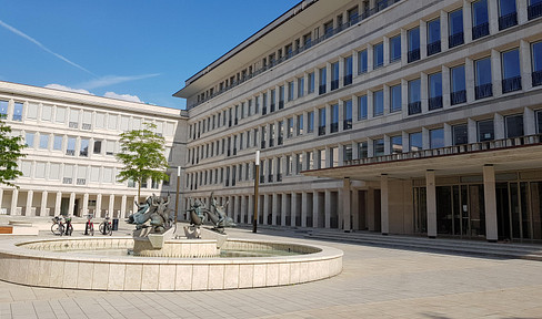 Luxuriöse 4 Zimmer Wohnung mit Süd-Balkon & Concierge-Service im Gerling Quartier