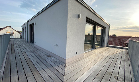 Luxuriose Penthouse-Wohnung mit großer Terrasse