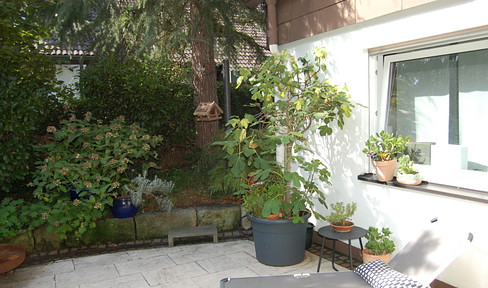 Vorrath terraced house in Tennenlohe with new heat pump