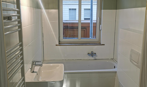 2 room apartment, newly renovated, ground floor mezzanine, Katharinenstr. 28