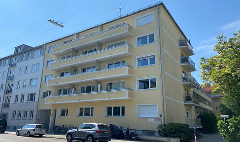 Duplex parking space in a central location in Schwabing for rent at a reasonable price