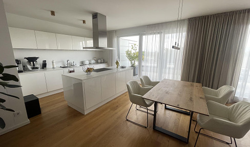 Penthouse with 5 rooms, high-quality furnishings and spacious roof terrace in Meerbusch-Büderich