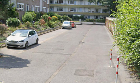 Underground parking space in the east of Hilden