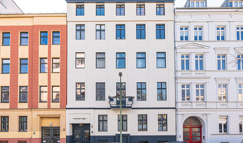 9-room apartment with 198 m² in renovated old building in Kreuzberg